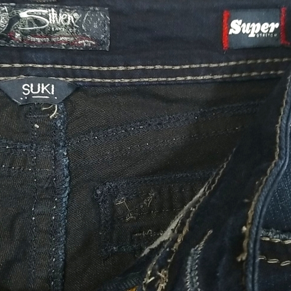 Silver Suki Women's Jeans Size 29 Mid Rise Capri Dark Wash - Picture 5 of 8